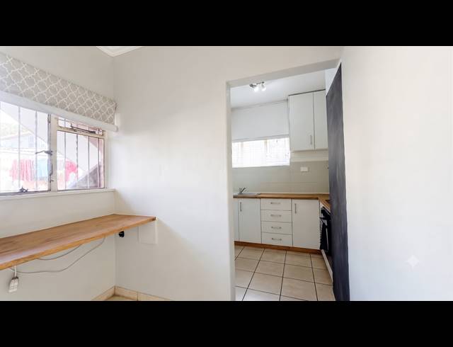 1 BEDROOM APARTMENT FOR SALE IN GLENWOOD